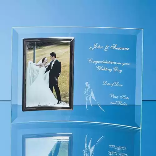 Bevelled Glass Crescent Frame for 5inchinch x 7inchinch Portrait Photo