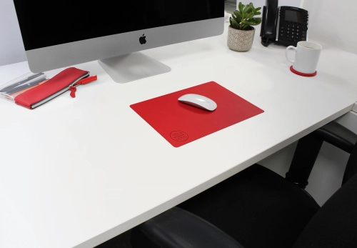 Flexi Desk Mat 212 x 293 mm, finished in COMO a quality recycled vegan material.