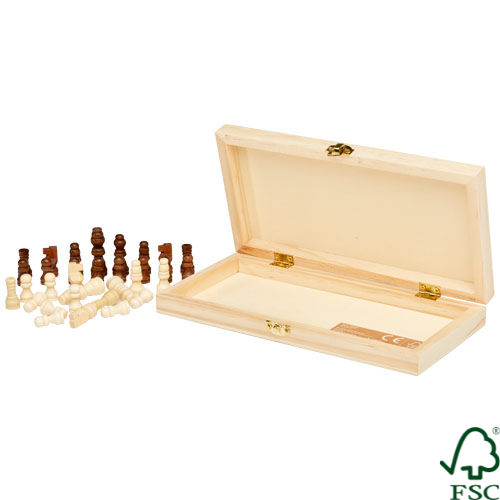 King wooden chess set